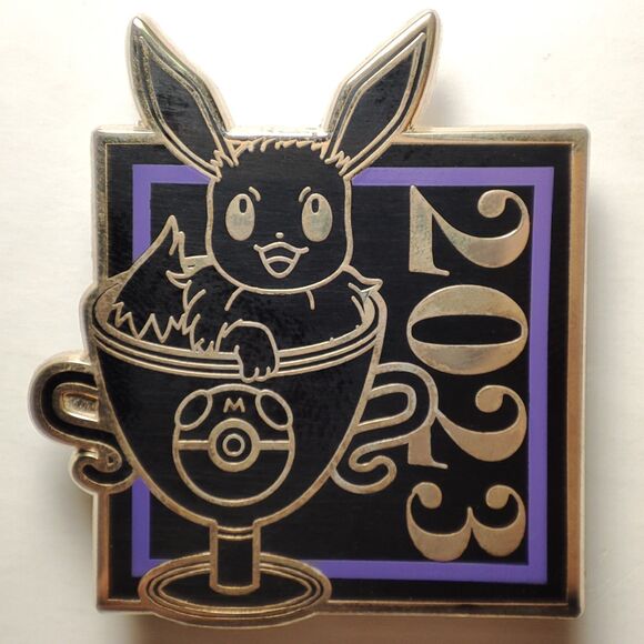 Pokemon TCG Pikachu & Eevee 2023 Graduation Hat And Enamel Pins Official Set - Picture 5 of 12